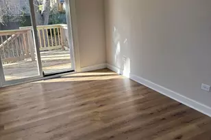 613 S Broadway St, McHenry, IL 60050 - Photo 3