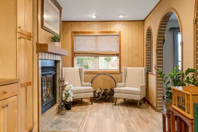 470 Oakwood Road, Wauconda, IL 60084 - Photo 7