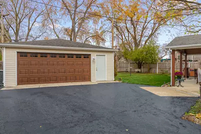 470 Oakwood Road, Wauconda, IL 60084 - Photo 23
