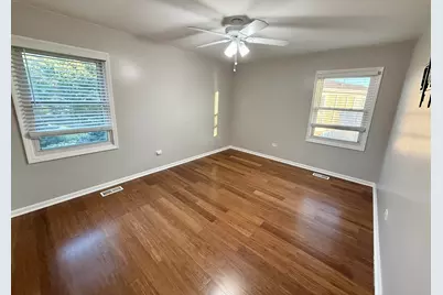 1045 Hampton Harbor #1045, Schaumburg, IL 60193 - Photo 9