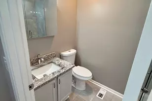 1045 Hampton Harbor, Schaumburg, IL 60193 - Photo 13