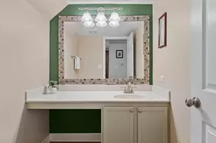 2667 Woodmere Dr, Darien, IL 60561 - Photo 11