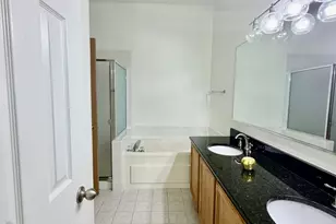 4 Haverton Ct, Streamwood, IL 60107 - Photo 23