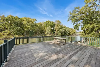 220 Maplewood Road, Riverside, IL 60546 - Photo 35