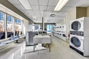 512 N McClurg Ct, Chicago, IL 60611 - Photo 43