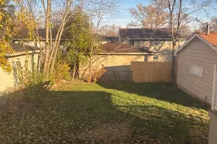 201 E Rose St, Glenwood, IL 60425 - Photo 45