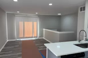 201 E Rose St, Glenwood, IL 60425 - Photo 9