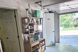 714 N Bridge St, Yorkville, IL 60560 - Photo 7