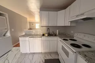 202 S Waters Edge Dr, Glendale Heights, IL 60139 - Photo 5