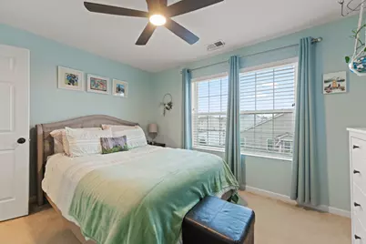 586 Vine Street, Hampshire, IL 60140 - Photo 13