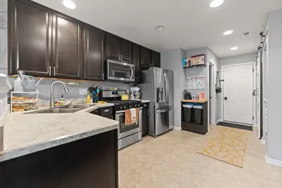 586 Vine Street, Hampshire, IL 60140 - Photo 5