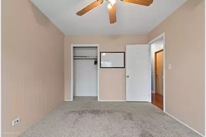 18596 W Karen Lane, Gurnee, IL 60031 - Photo 17