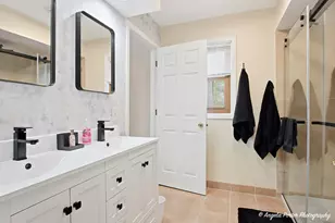 22665 W Depot St, Antioch, IL 60002 - Photo 15