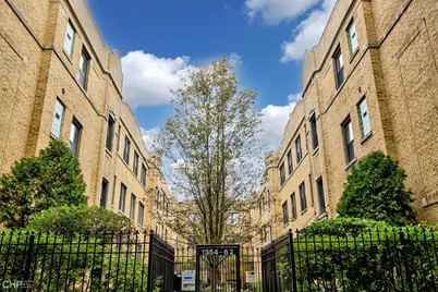 1360 W Estes Avenue #2N, Chicago, IL 60626 - Photo 1