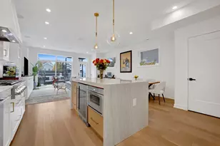 1533 W Barry Ave, Chicago, IL 60657 - Photo 3