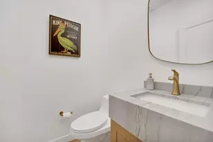 1533 W Barry Ave, Chicago, IL 60657 - Photo 23