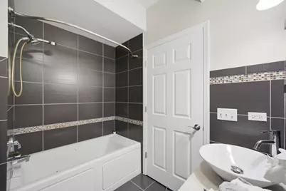 799 Graceland Avenue #404A, Des Plaines, IL 60016 - Photo 17