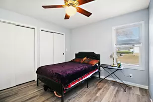 907 N Virginia St, Watseka, IL 60970 - Photo 11