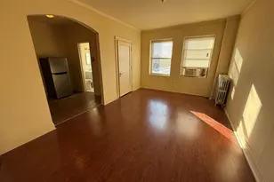 6930 N Greenview Ave, Chicago, IL 60626 - Photo 3