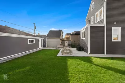 7539 W 61st Street, Summit, IL 60501 - Photo 23