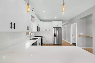 7539 W 61st St, Summit, IL 60501 - Photo 27