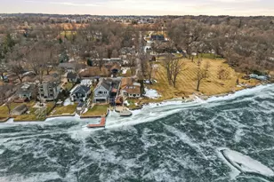 6N263 River Dr, Saint Charles, IL 60174 - Photo 3