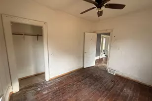 1706 Erie Ave, Savanna, IL 61074 - Photo 11