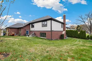 8318 W 91st St, Hickory Hills, IL 60457 - Photo 25