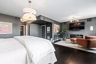 55 W Delaware Pl, Chicago, IL 60610 - Photo 27