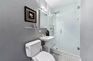 55 W Delaware Pl, Chicago, IL 60610 - Photo 39