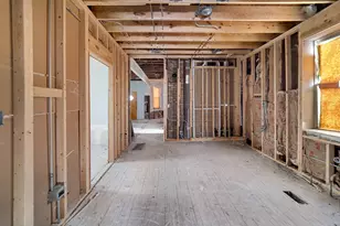 8626 S Kingston Ave, Chicago, IL 60617 - Photo 19