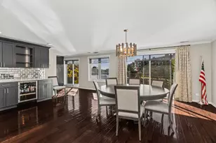 701 Lake Hinsdale Dr, Willowbrook, IL 60527 - Photo 5