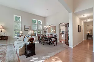 2904 Portage St, Naperville, IL 60564 - Photo 9