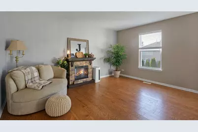 1870 Sterling Heights Court, Antioch, IL 60002 - Photo 13