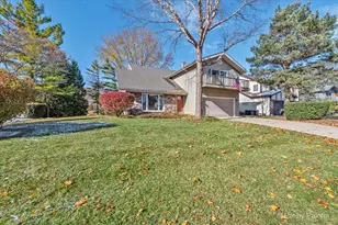 900 Sarasota Ln, Crystal Lake, IL 60014 - Photo 5