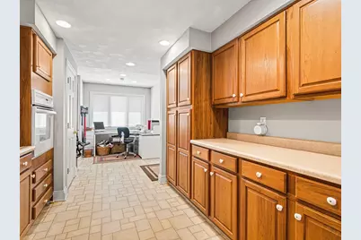 811 Paris Avenue, Rockford, IL 61107 - Photo 15