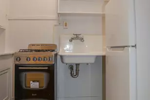 5728 S Blackstone Ave, Chicago, IL 60637 - Photo 5