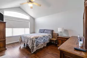 232 Manor Dr, Buffalo Grove, IL 60089 - Photo 15