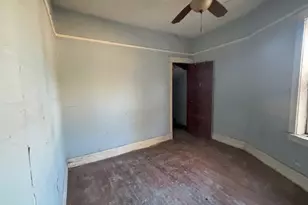 4038 W Wilcox St, Chicago, IL 60624 - Photo 9