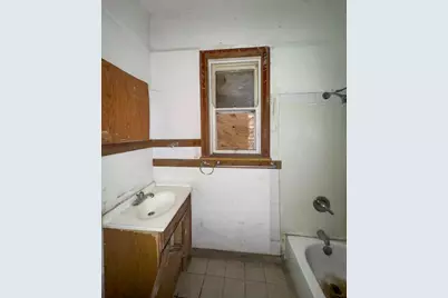 4038 W Wilcox Street, Chicago, IL 60624 - Photo 11