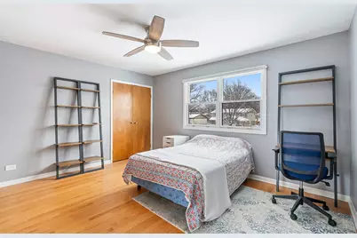 1720 N Burning Bush Lane, Mount Prospect, IL 60056 - Photo 17