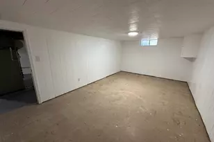 1202 E Jefferson Street E, Clifton, IL 61727 - Photo 13