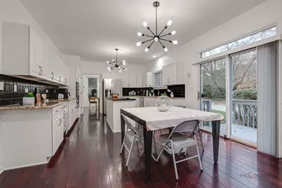 1 Hotchkiss Court, Lincolnshire, IL 60069 - Photo 17