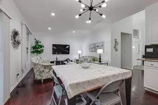 1 Hotchkiss Ct, Lincolnshire, IL 60069 - Photo 13