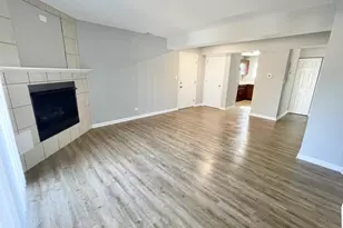 201 Penny Ave, East Dundee, IL 60118 - Photo 3