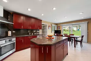 1520 Grove Dr, Addison, IL 60101 - Photo 5