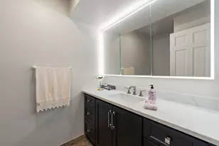 1520 Grove Dr, Addison, IL 60101 - Photo 15