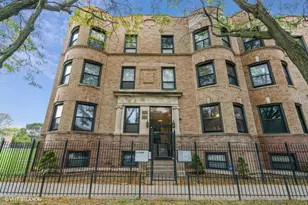 5201 S Indiana Ave, Chicago, IL 60615 - Photo 1