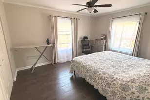 520 Michigan Ave, Evanston, IL 60202 - Photo 9