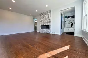 7421 N Oconto Ave, Chicago, IL 60631 - Photo 5